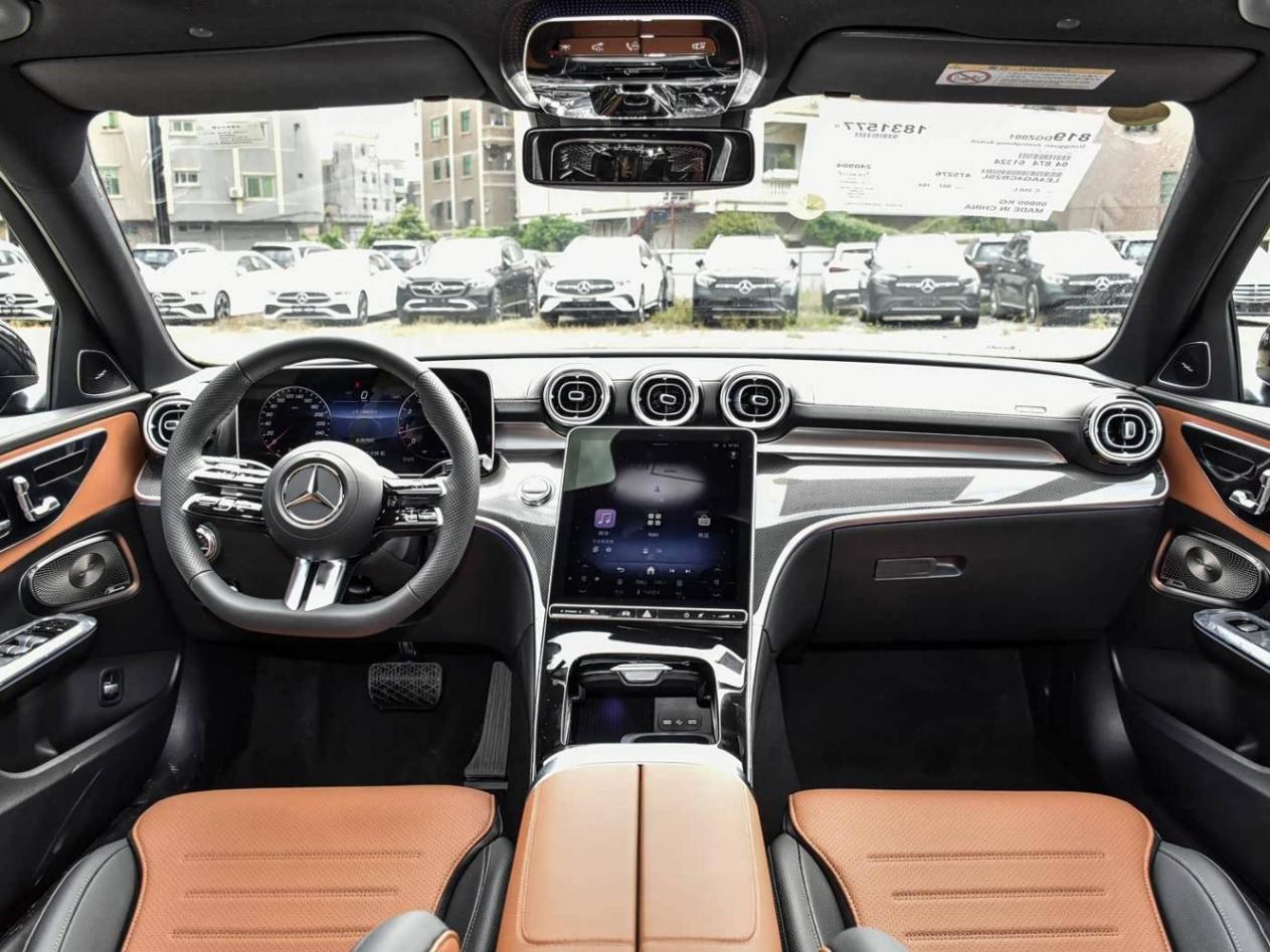 新款奔馳C級正式上市!網友:這個價格多少有點不配