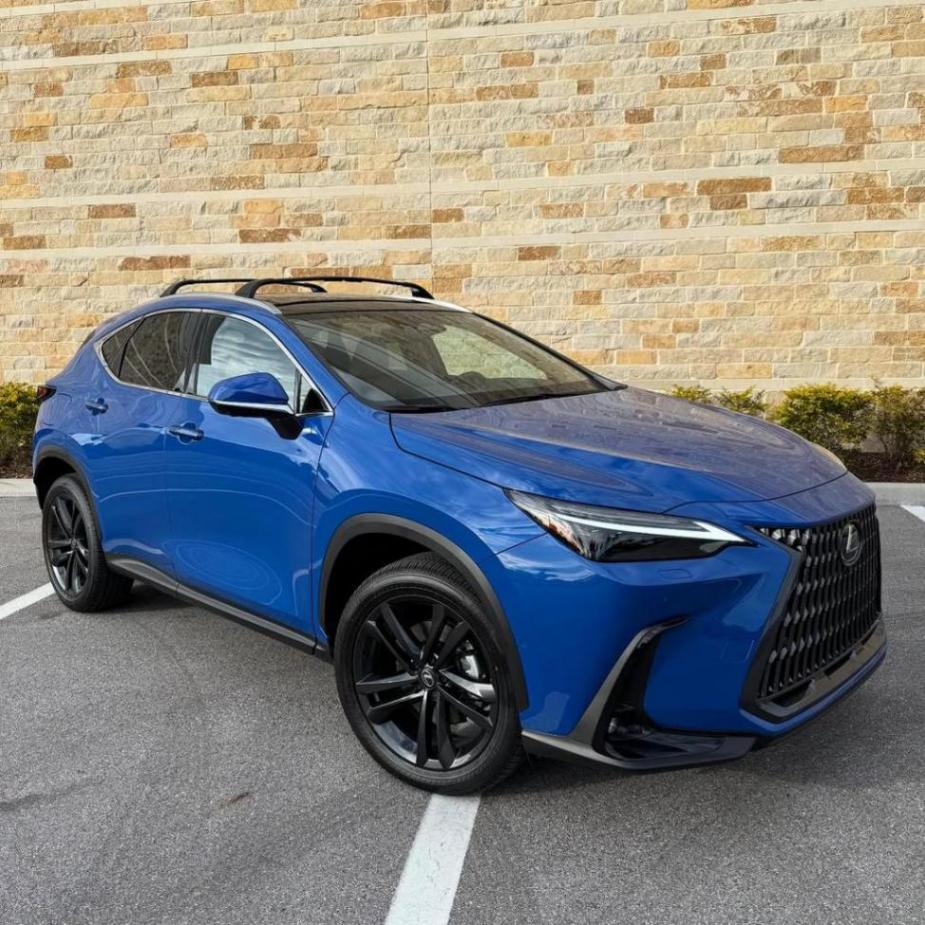 2026款雷克薩斯NX實車亮相 配置升級 新增個性化配色